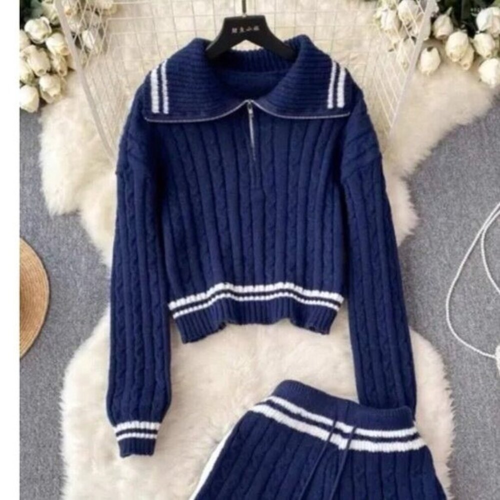Women Outfit Two Piece Set Crop Sweater-Shorts Knit Blue Size M Sailor Neck - Picture 8 of 16